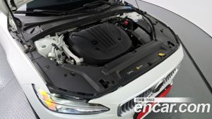 Volvo S90 B5 ULTIMATE Bright 2023 года из Южной Кореи