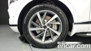 Genesis GV80 2.5T Бензин 2WD 2024 года из Южной Кореи