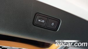 Genesis GV80 2.5T Бензин 2WD 2024 года из Южной Кореи