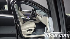 Porsche Cayenne 4.0 Turbo Coupe 2023 года из Южной Кореи
