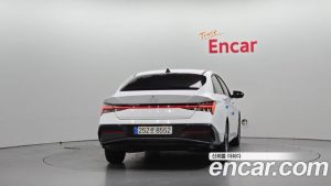 Hyundai AVANTE Modern 2025 года из Южной Кореи