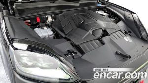 Porsche Cayenne 3.0 2025 года из Южной Кореи