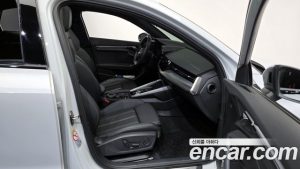 Audi S3 2.0 TFSI 4WD 2023 года из Южной Кореи