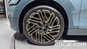 Mini Clubman Untold Edition 2024 года из Южной Кореи