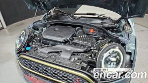 Mini Clubman Untold Edition 2024 года из Южной Кореи
