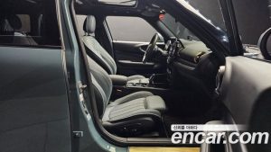Mini Clubman Untold Edition 2024 года из Южной Кореи