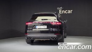 Porsche Cayenne 3.0 2023 года из Южной Кореи