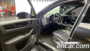 Porsche Cayenne 3.0 2023 года из Южной Кореи