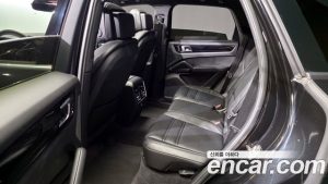 Porsche Cayenne 3.0 2023 года из Южной Кореи