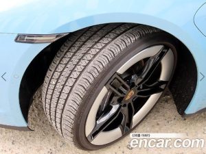 Porsche Taycan Base 2025 года из Южной Кореи