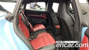Porsche Taycan Base 2025 года из Южной Кореи