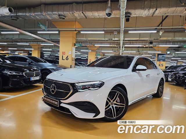Mercedes-Benz E-Class E300 4MATIC AMG Line 2024 года из Кореи