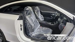 Mercedes-Benz E-Class E450 4MATIC Coupe 2023 года из Южной Кореи