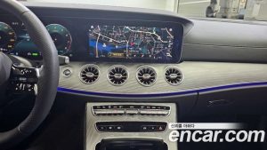 Mercedes-Benz E-Class E450 4MATIC Coupe 2023 года из Южной Кореи