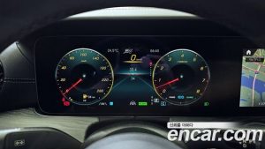 Mercedes-Benz E-Class E450 4MATIC Coupe 2023 года из Южной Кореи