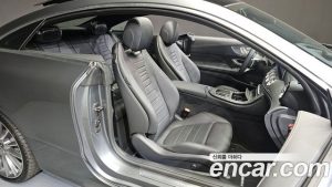 Mercedes-Benz E-Class E450 4MATIC Coupe 2023 года из Южной Кореи