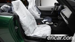 Mini Cooper Convertible Favoured 2025 года из Южной Кореи