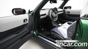 Mini Cooper Convertible Favoured 2025 года из Южной Кореи