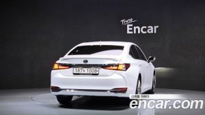 Lexus ES Executive 2023 года из Южной Кореи