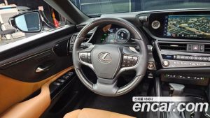 Lexus ES Executive 2023 года из Южной Кореи