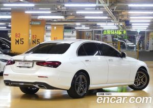 Mercedes-Benz E-Class E250 AMG Line 2023 года из Южной Кореи