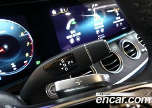 Mercedes-Benz E-Class E250 AMG Line 2023 года из Южной Кореи