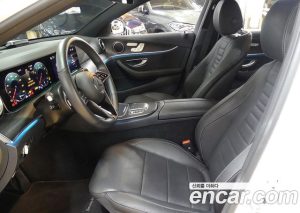 Mercedes-Benz E-Class E250 AMG Line 2023 года из Южной Кореи