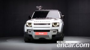 Land Rover Defender 110 D300 HSE 2022 года из Южной Кореи