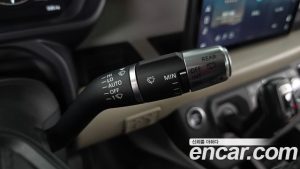 Land Rover Defender 110 D300 HSE 2022 года из Южной Кореи
