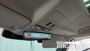 Land Rover Defender 110 D300 HSE 2022 года из Южной Кореи