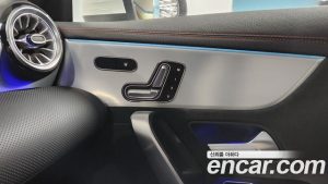 Mercedes-Benz CLA-Class CLA250 4MATIC 2025 года из Южной Кореи