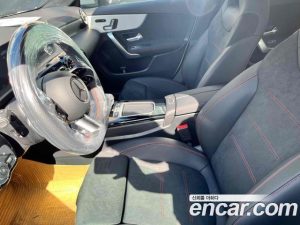 Mercedes-Benz CLA-Class CLA250 4MATIC 2025 года из Южной Кореи