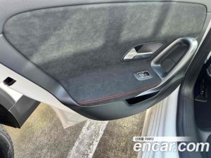 Mercedes-Benz CLA-Class CLA250 4MATIC 2025 года из Южной Кореи