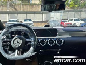Mercedes-Benz CLA-Class CLA250 4MATIC 2025 года из Южной Кореи