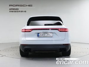 Porsche Cayenne 3.0 2023 года из Южной Кореи