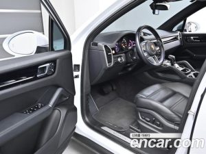 Porsche Cayenne 3.0 2023 года из Южной Кореи
