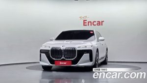 BMW 7-Series 740i sDrive M Sport 2023 года из Южной Кореи