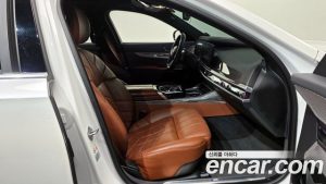 BMW 7-Series 740i sDrive M Sport 2023 года из Южной Кореи