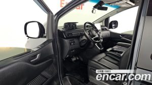 Hyundai Staria Wagon 5 2025 года из Южной Кореи