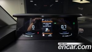 Hyundai Staria L3.5 Wagon 5 2025 года из Южной Кореи