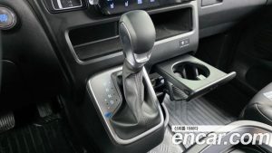 Hyundai Staria L3.5 Wagon 5 2025 года из Южной Кореи