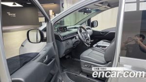 Hyundai Staria L3.5 Wagon 5 2025 года из Южной Кореи