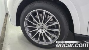 Mercedes-Benz GLE-Class GLE450 4MATIC 2025 года из Южной Кореи