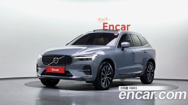 Volvo XC60 B5 ULTIMATE Bright 2023 года из Кореи