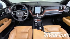 Volvo XC60 B5 ULTIMATE Bright 2023 года из Южной Кореи