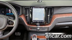 Volvo XC60 B5 ULTIMATE Bright 2023 года из Южной Кореи