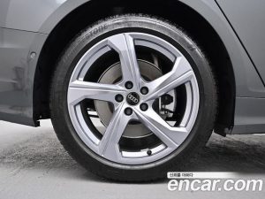 Audi A6 45 TFSI Premium 2025 года из Южной Кореи