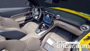 Mercedes-Benz SL-Class AMG SL63 4MATIC+ Performance 2023 года из Южной Кореи