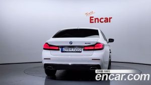 BMW 5-Series 520i Luxury 2023 года из Южной Кореи