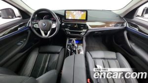 BMW 5-Series 520i Luxury 2023 года из Южной Кореи